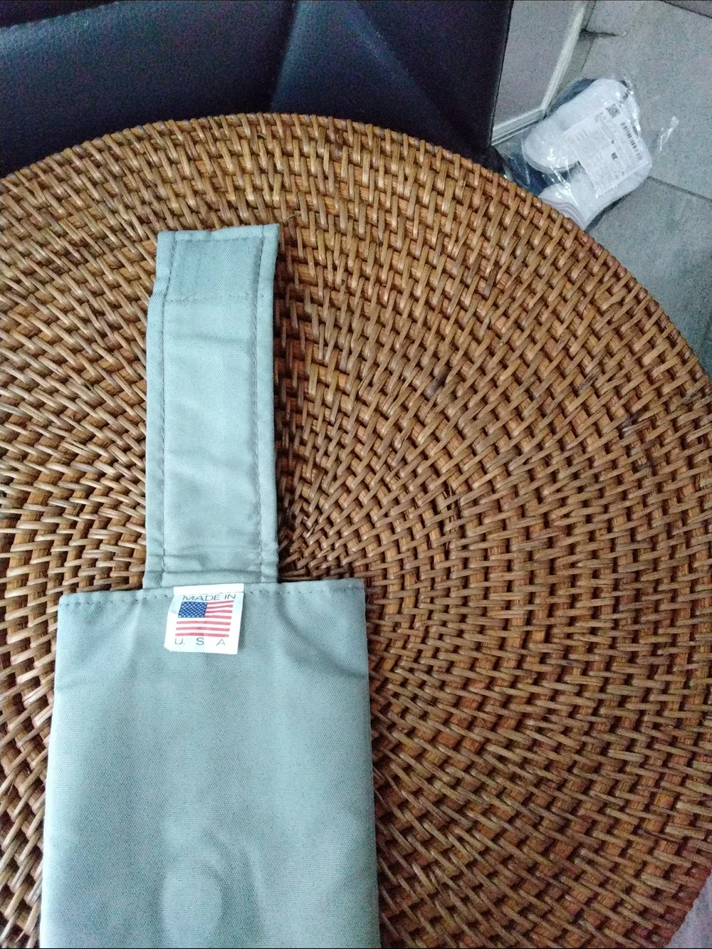 Pocket Plus - Light Gray